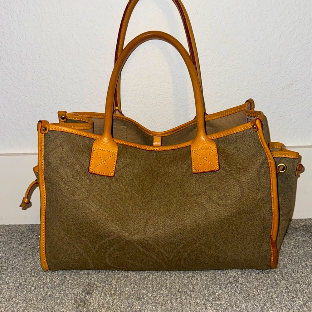Vintage Dooney&Bourke shoulder bag